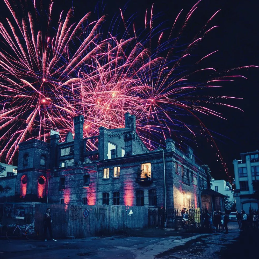 The Art of NYE - All Inclusive Silvester an der Greifswalder Strasse